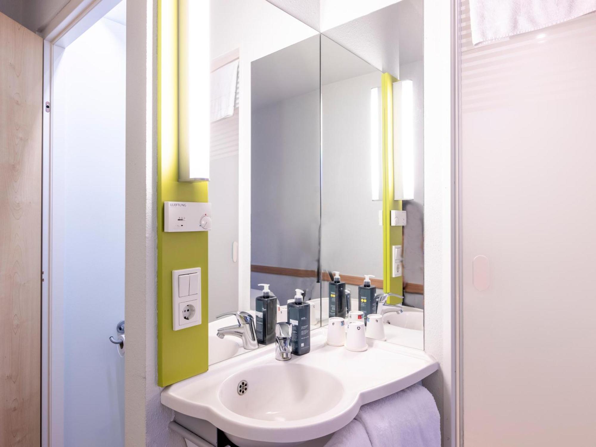 B&B Hotel Giessen-Linden Linden  외부 사진